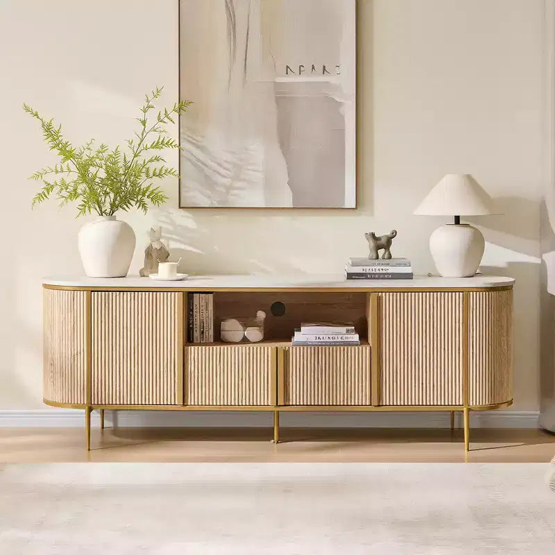 Meuble TV cannelé de 70 po, meuble de divertissement moderne avec plateau en faux marbre et design incurvé, console média pour le rangement du salon