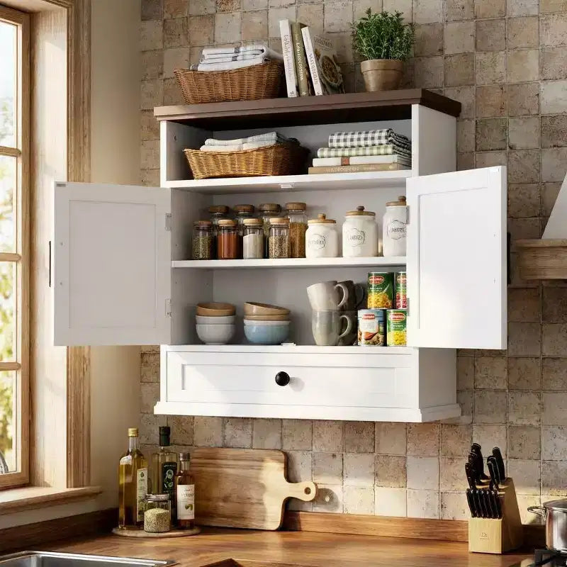 Armoire murale de salle de bain de style fermette avec doubles portes coulissantes, tiroir et étagère réglable, 61 cm de large, blanche